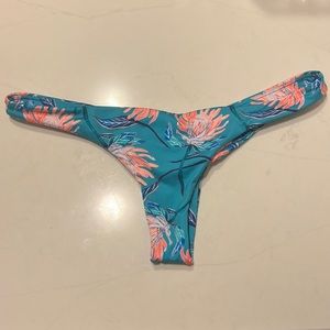 Midori Bikinis Kai bottom XL - never worn